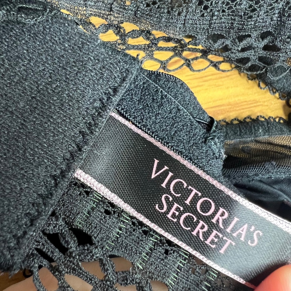 Victorias Secret Bralette XS Black Strappy Lace Swiss Dot Longline Triangle Bra - Picture 2 of 8
